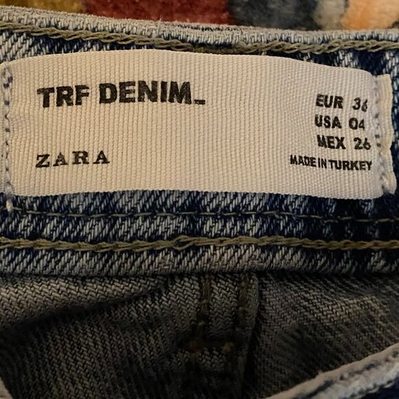 ZARA Girls Distressed Jean Shorts - Picture 3 of 4